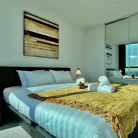 Top Location Apt With Strategyview Near Everything Melbourne Exterior photo