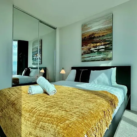 Top Location Apt With Strategyview Near Everything Melbourne Exterior photo